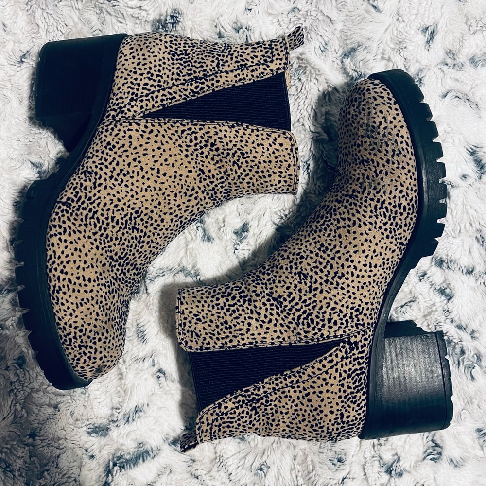 Leopard Boot